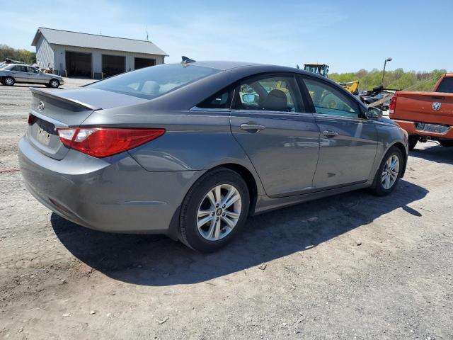 5NPEB4AC8DH665902 - 2013 HYUNDAI SONATA GLS GRAY photo 3