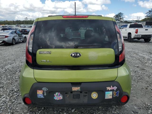 KNDJN2A29F7767136 - 2015 KIA SOUL GREEN photo 6