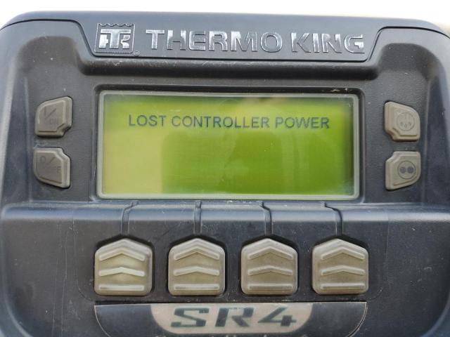 1UYVS2532HU873804 - 2017 UTILITY VS2RA WHITE photo 8