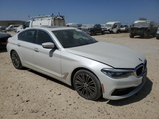 WBAJE5C33HG916731 - 2017 BMW 540 I WHITE photo 4