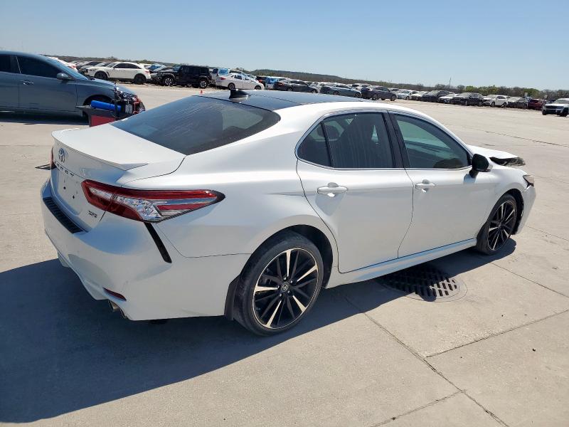 4T1BZ1HK9KU508369 - 2019 TOYOTA CAMRY XSE 白色 照片 3