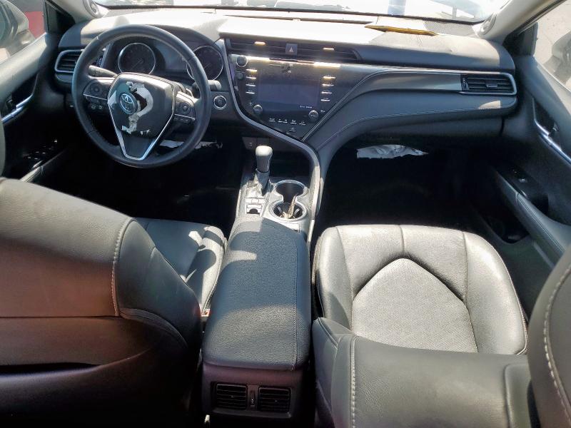 4T1BZ1HK9KU508369 - 2019 TOYOTA CAMRY XSE 白色 照片 8