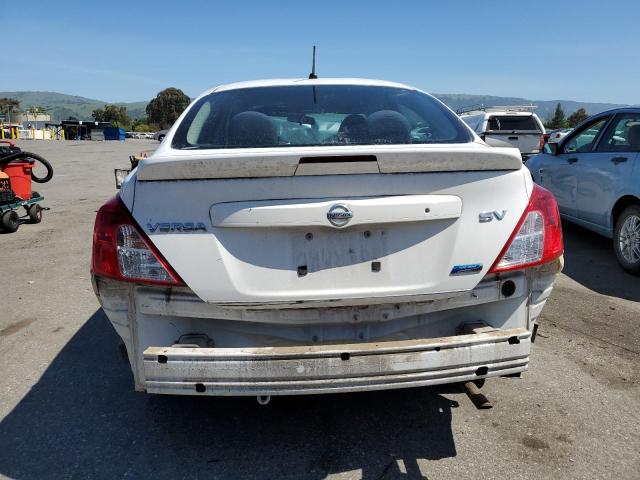 3N1CN7AP8GL866001 - 2016 NISSAN VERSA S WHITE photo 6