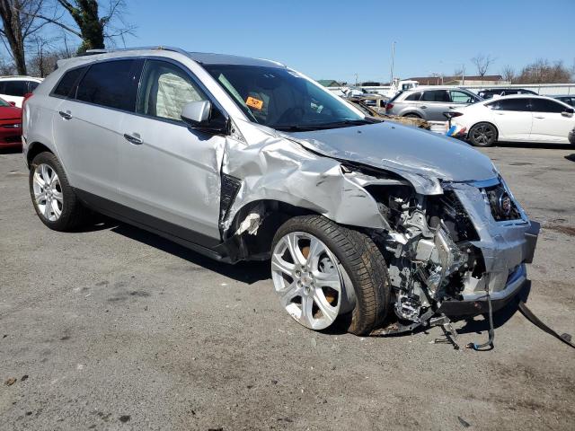 3GYFNCE38GS552990 - 2016 CADILLAC SRX PERFORMANCE COLLECTION SILVER photo 4