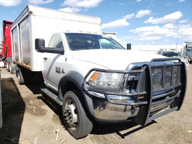 3C7WRKDL4HG738135 - 2017 RAM 4500 WHITE photo 4