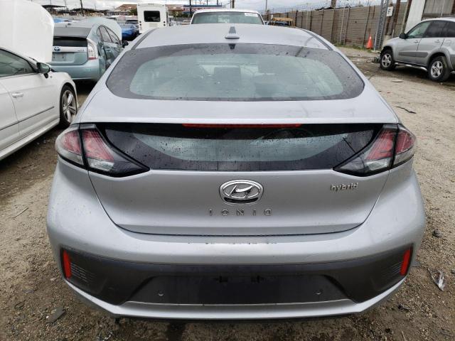 KMHC05LC6LU242963 - 2020 HYUNDAI IONIQ LIMITED SILVER photo 6