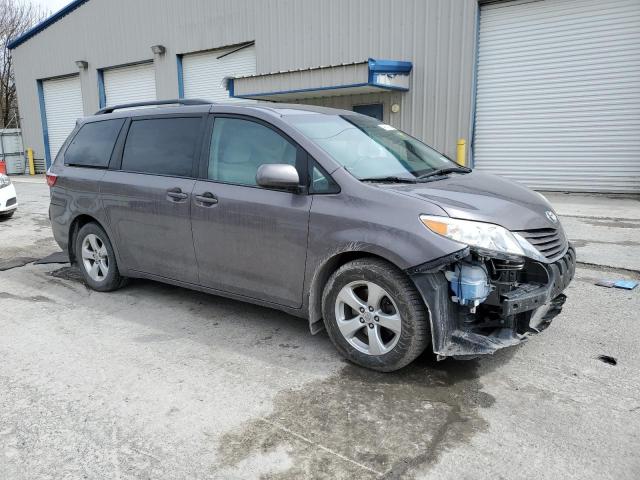 5TDKK3DC3GS742327 - 2016 TOYOTA SIENNA LE GRAY photo 4