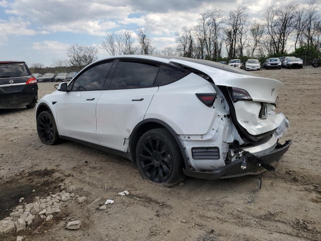 5YJYGDEEXLF008395 - 2020 TESLA MODEL Y WHITE photo 2