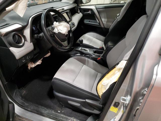 JTMRJREV7JD157080 - 2018 TOYOTA RAV4 HV LE Արծաթագույն լուսանկար 7