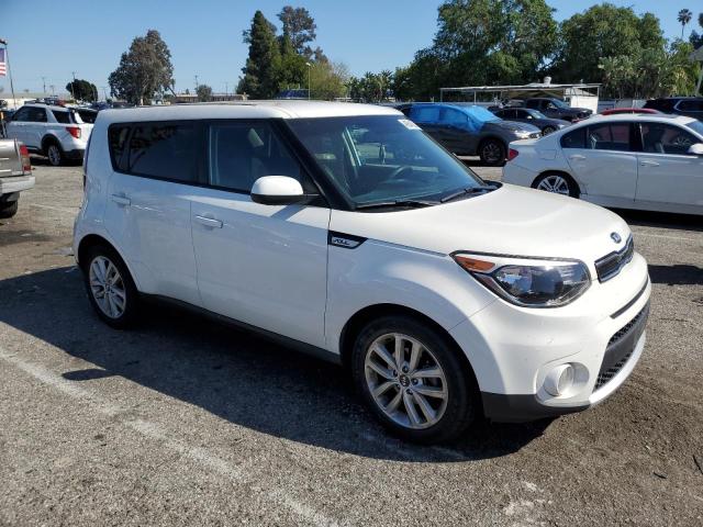 KNDJP3A51J7539067 - 2018 KIA SOUL + WHITE photo 4