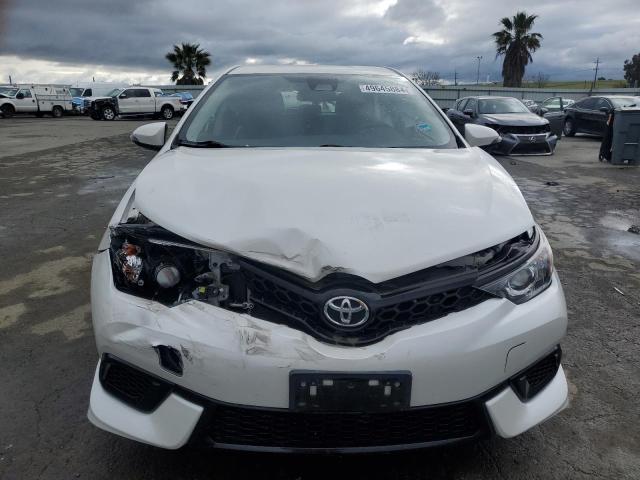 JTNKARJE8HJ549595 - 2017 TOYOTA COROLLA IM WHITE photo 5