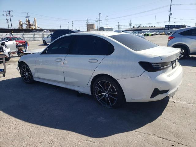 WBA5R1C56KAK10251 - 2019 BMW 330I WHITE photo 2