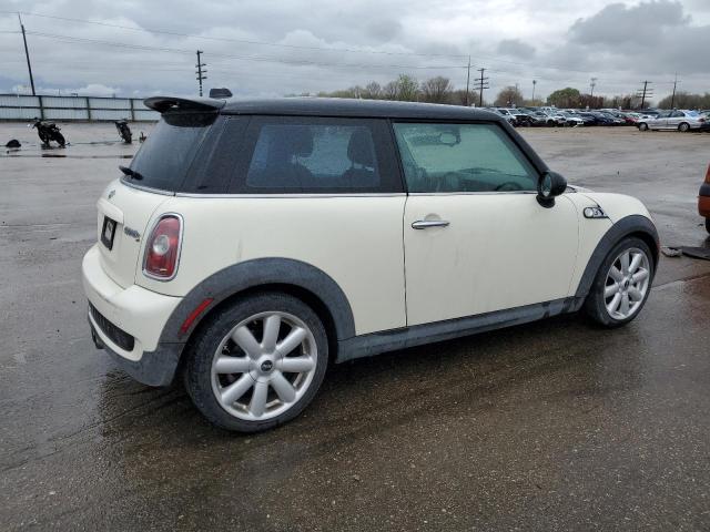 WMWMF7C55ATZ72674 - 2010 MINI COOPER S WHITE photo 3