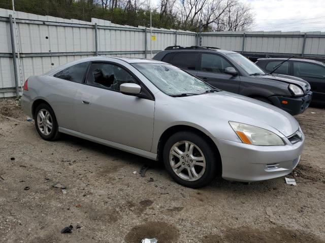 1HGCM72617A021795 - 2007 HONDA ACCORD EX SILVER photo 4