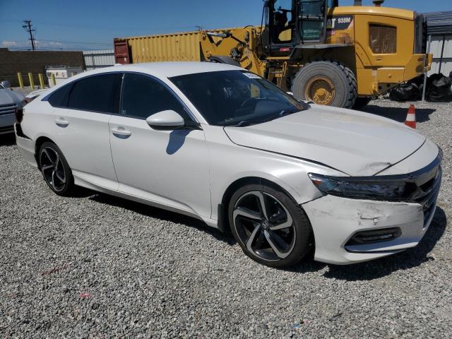 1HGCV1F32KA110939 - 2019 HONDA ACCORD SPORT WHITE photo 4