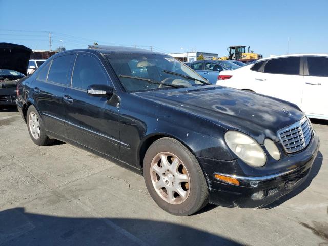 WDBUF65J54A438354 - 2004 MERCEDES-BENZ E 320 BLACK photo 4