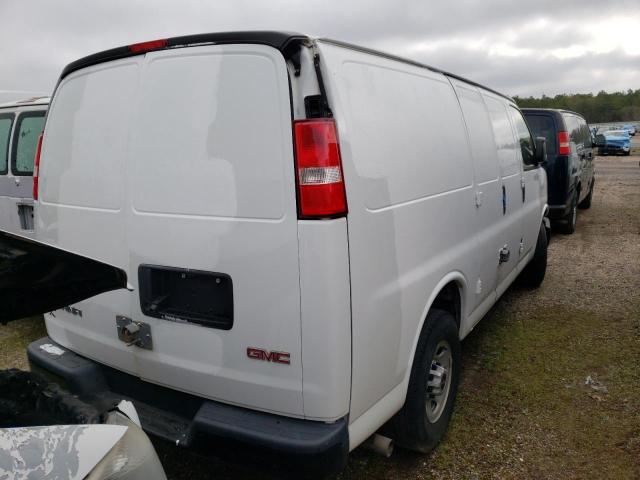 1GTZ7GFG9H1350460 - 2017 GMC SAVANA G3500 WHITE photo 4