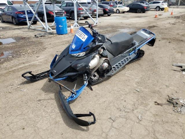 4UF20SNW7LT108385 - 2020 ARCT SNOWMOBILE BLUE photo 2