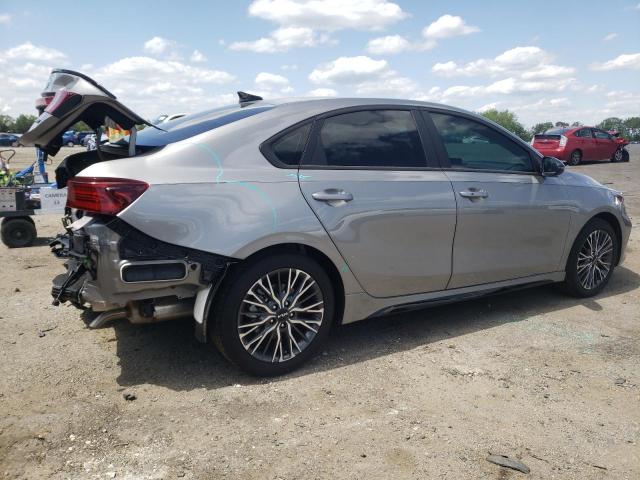 3KPF54AD5PE589181 - 2023 KIA FORTE GT LINE SILVER photo 3