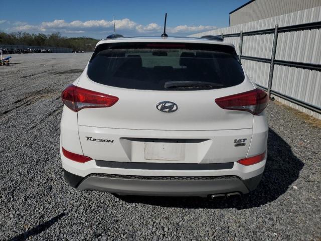 KM8J3CA22HU538986 - 2017 HYUNDAI TUCSON LIMITED WHITE photo 6