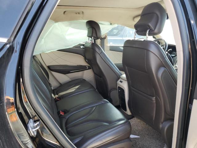5LMCJ3D9XJUL08767 - 2018 LINCOLN MKC RESERVE შავი ფოტო 11