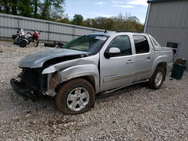 3GNTKFE35BG333684 - 2011 CHEVROLET AVALANCHE LT SILVER photo 1