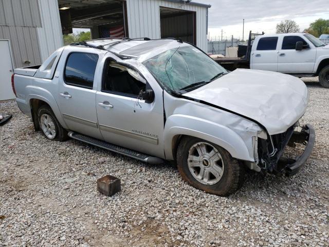 3GNTKFE35BG333684 - 2011 CHEVROLET AVALANCHE LT SILVER photo 4