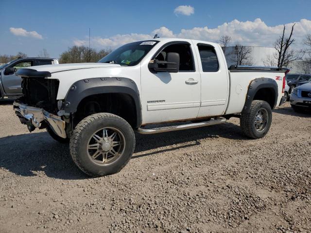 1GTR2VE32BZ415711 - 2011 GMC SIERRA K1500 SLE WHITE photo 1