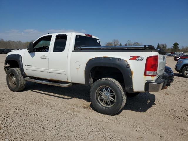 1GTR2VE32BZ415711 - 2011 GMC SIERRA K1500 SLE WHITE photo 2