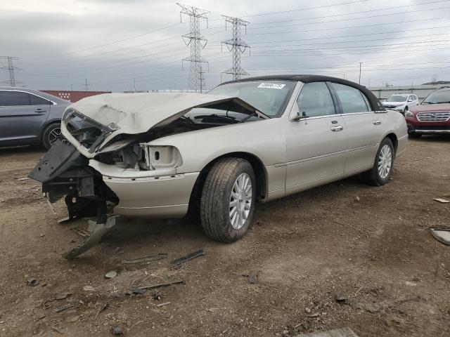 1LNHM81WX4Y606532 - 2004 LINCOLN TOWN CAR EXECUTIVE Բեժ լուսանկար 1