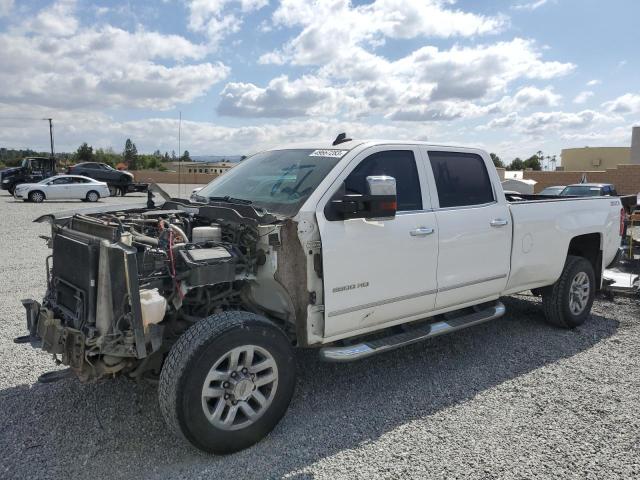 1GC1KWE87FF542203 - 2015 CHEVROLET SILVERADO K2500 HEAVY DUTY LTZ WHITE photo 1