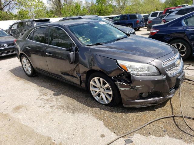 1G11H5SA0DF170936 - 2013 CHEVROLET MALIBU LTZ ნაცრისფერი ფოტო 4