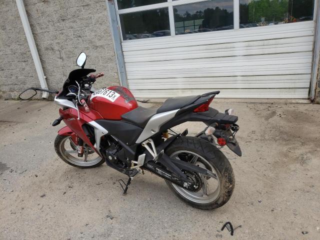 MLHMC4117B5003987 - 2011 HONDA CBR250 R RED photo 3