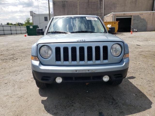 1C4NJRFB1DD114636 - 2013 JEEP PATRIOT LATITUDE BLUE photo 5