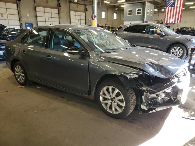 3VWDZ7AJ3BM396834 - 2011 VOLKSWAGEN JETTA SE GRAY photo 4