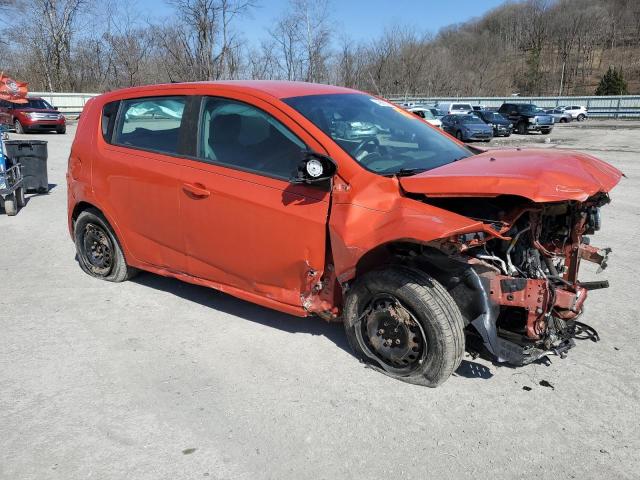1G1JB6SG9D4211801 - 2013 CHEVROLET SONIC LS ORANGE photo 4