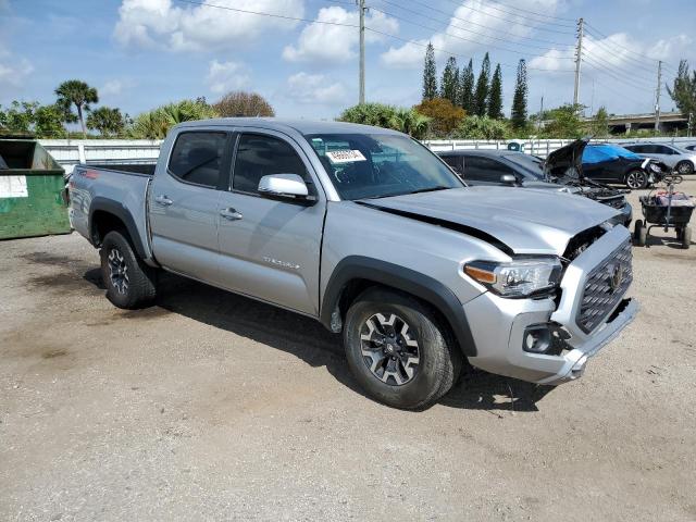 3TMCZ5AN8NM473899 - 2022 TOYOTA TACOMA DOUBLE CAB GRAY photo 4