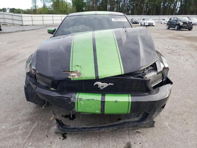 1ZVBP8AM7C5258279 - 2012 FORD MUSTANG BLACK photo 5