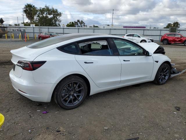 5YJ3E1EA7PF503297 - 2023 TESLA MODEL 3 WHITE photo 3