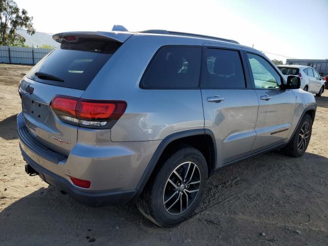 1C4RJFLT5JC344209 - 2018 JEEP GRAND CHER TRAILHAWK SILVER photo 3