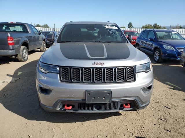 1C4RJFLT5JC344209 - 2018 JEEP GRAND CHER TRAILHAWK SILVER photo 5