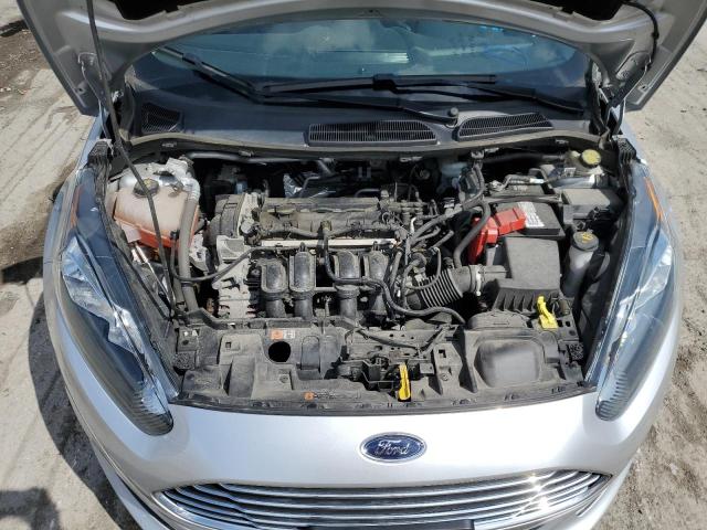 3FADP4BJ5HM152963 - 2017 FORD FIESTA SE SILVER photo 11