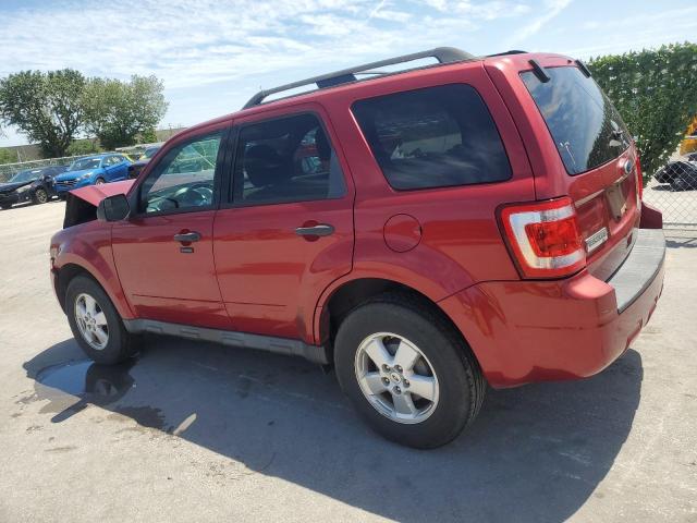 1FMCU0D79CKB11112 - 2012 FORD ESCAPE XLT BURGUNDY photo 2