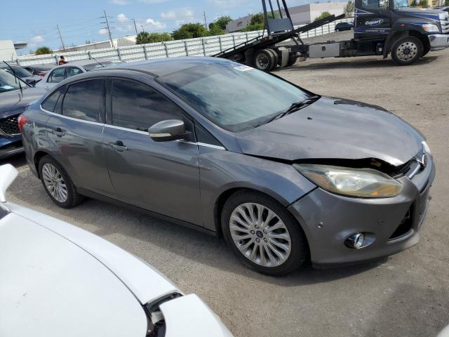 1FAHP3J26CL412805 - 2012 FORD FOCUS TITANIUM GRAY photo 4