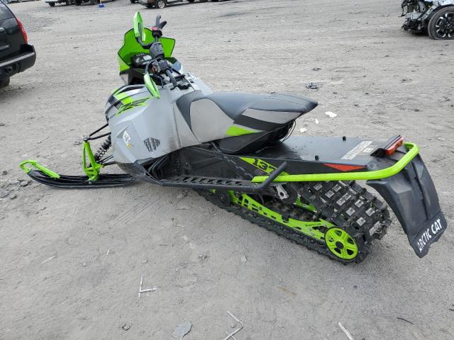 4UF18SNW9JT100368 - 2018 ARCTIC CAT SNOWMOBILE TWO TONE photo 3