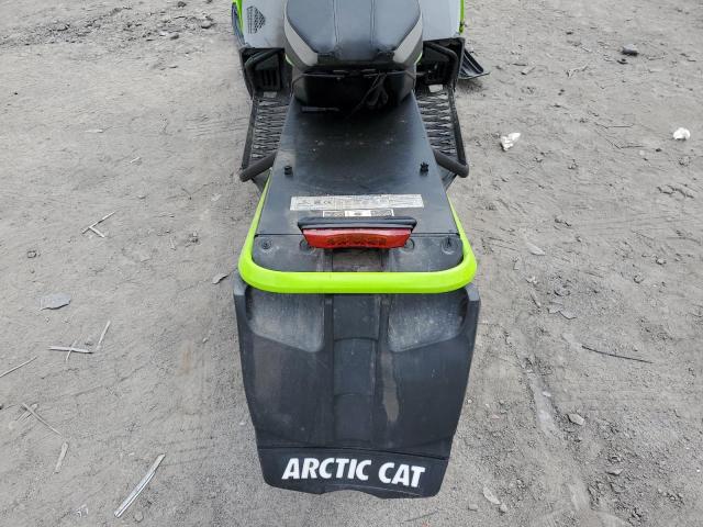 4UF18SNW9JT100368 - 2018 ARCTIC CAT SNOWMOBILE TWO TONE photo 6