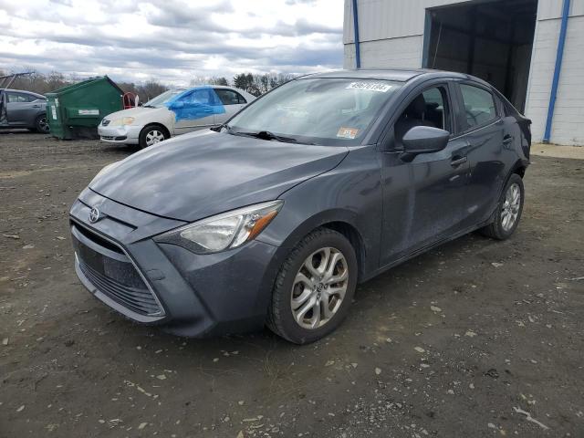 3MYDLBZV6GY115075 - 2016 TOYOTA SCION IA GRAY photo 1