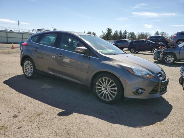 1FAHP3N29CL240862 - 2012 FORD FOCUS TITANIUM GRAY photo 4