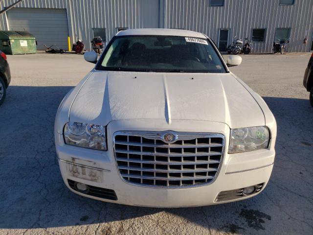 2C3KA53VX9H583863 - 2009 CHRYSLER 300 TOURING WHITE photo 5