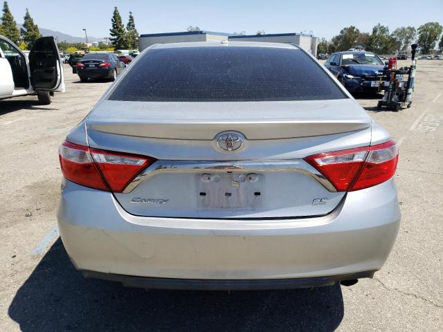 4T1BF1FKXGU257171 - 2016 TOYOTA CAMRY LE SILVER photo 6